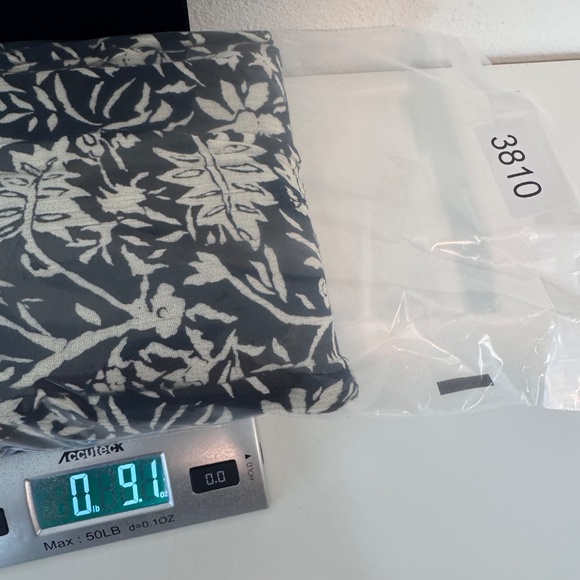 Volcom Dress Women Medium NEW Black Long Sleeve Boho Hippie Beach Short A Line - Picture 11 of 11